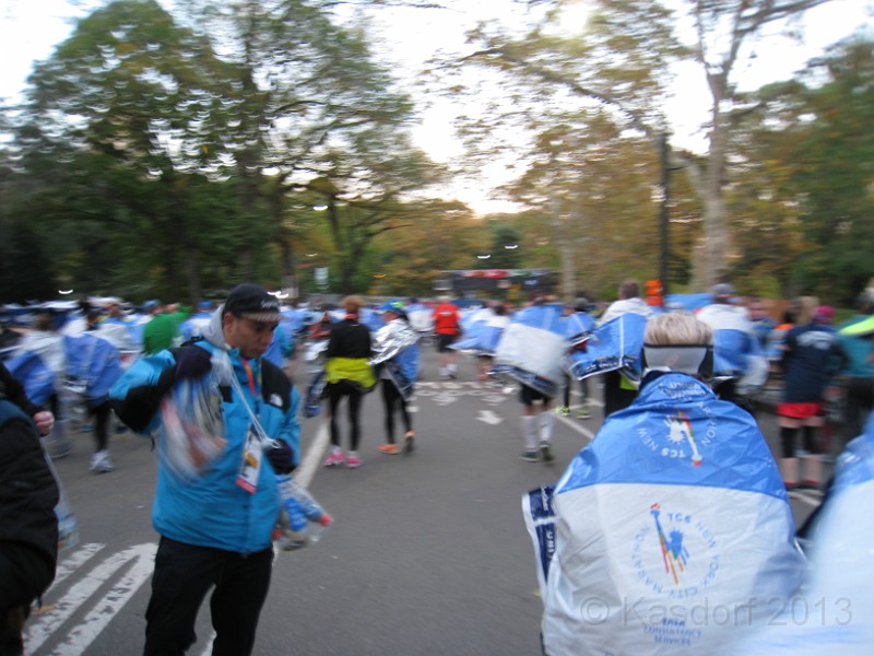 2014 NYRR Marathon 0533.jpg - The 2014 New York Marathon on November 2nd. A cold and blustery day.